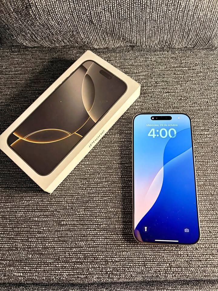 iPhone 16 Pro Max - Image 3